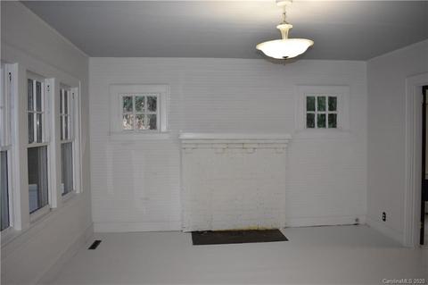 1065 Upper White Oak Rd, Marshall, NC 28753 photo 10