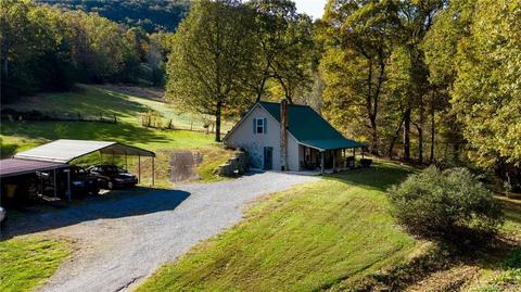 1361 Eps Rd, Hickory, NC 28602 photo 1