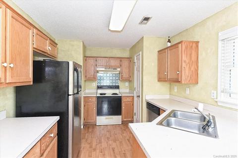 2112 Dawn Rdg, Monroe, NC 28110 photo 8