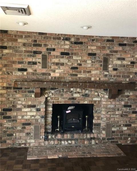 2119 Sipe Rd, Conover, NC 28613 photo 8