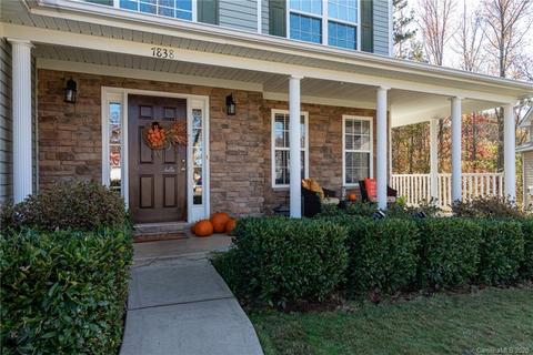 7838 E Berkeley Rd, Denver, NC 28037 photo 2
