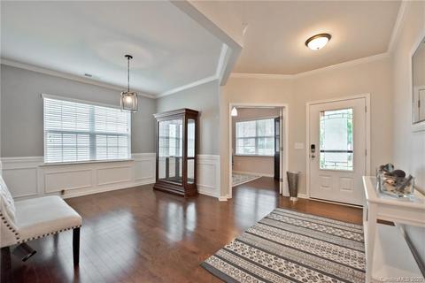 10698 Sapphire Trl, Davidson, NC 28036 photo 4