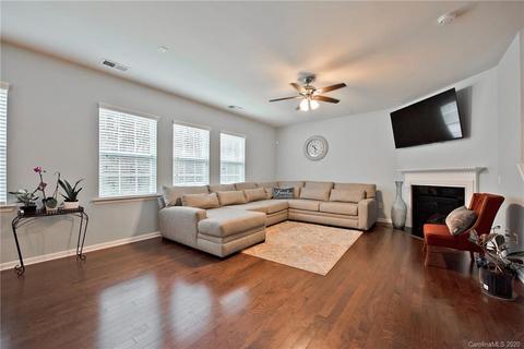10698 Sapphire Trl, Davidson, NC 28036 photo 8