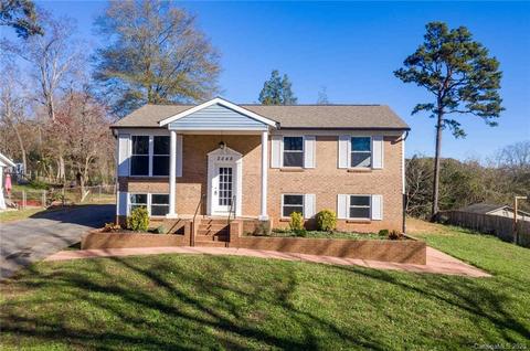 2548 Devon Dr, Dallas, NC 28034 photo 1