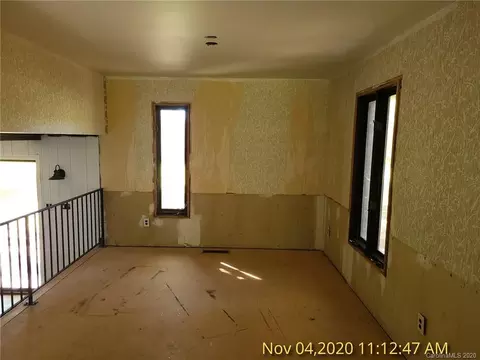 1181 Elgin Dr, Conover, NC 28613 photo 11
