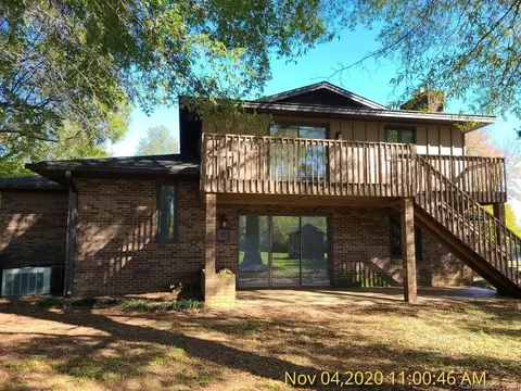 1181 Elgin Dr, Conover, NC 28613 photo 3
