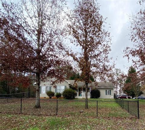 271 Flat Branch Trl, Mill Spring, NC 28756 photo 2