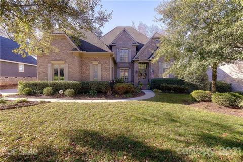 13518 Robert Walker Dr, Davidson, NC 28036 photo 1