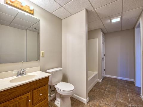 948 Redfield Dr, Clyde, NC 28721 photo 19