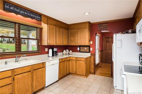 8292 Normandy Rd, Denver, NC 28037 photo 8