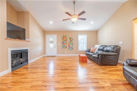 508 E Carpenter St, Maiden, NC 28650 photo 16