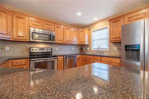 508 E Carpenter St, Maiden, NC 28650 photo 7