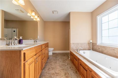 508 E Carpenter St, Maiden, NC 28650 photo 30
