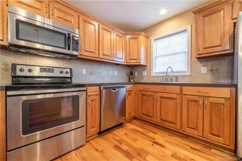 508 E Carpenter St, Maiden, NC 28650 photo 8