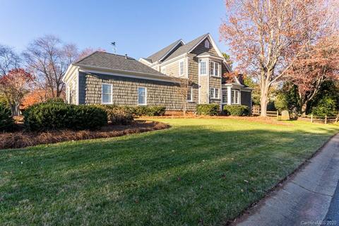 19200 Tyree Ct, Cornelius, NC 28031 photo 3