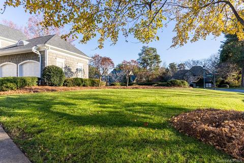 19200 Tyree Ct, Cornelius, NC 28031 photo 2