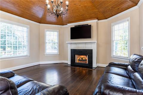 19200 Tyree Ct, Cornelius, NC 28031 photo 14