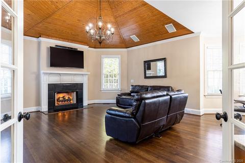 19200 Tyree Ct, Cornelius, NC 28031 photo 12