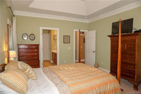 4014 Pinecrest Dr NE, Hickory, NC 28601 photo 20