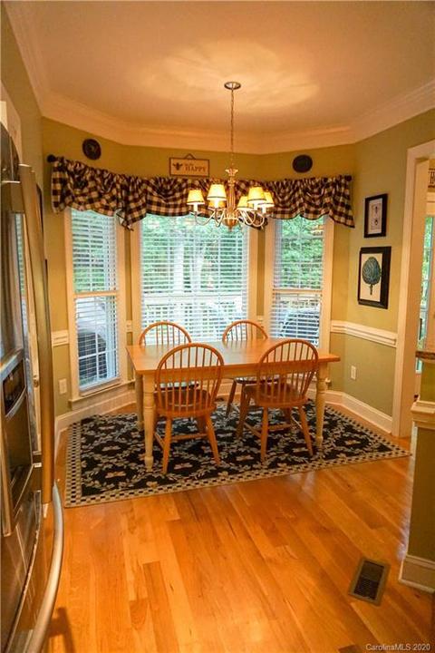 4014 Pinecrest Dr NE, Hickory, NC 28601 photo 17
