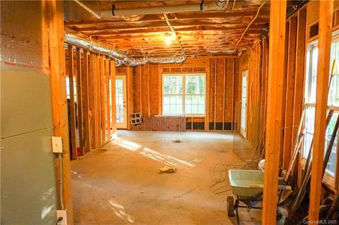 4014 Pinecrest Dr NE, Hickory, NC 28601 photo 42