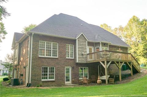 4014 Pinecrest Dr NE, Hickory, NC 28601 photo 44