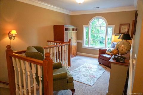 4014 Pinecrest Dr NE, Hickory, NC 28601 photo 31