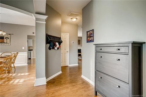 5910 Ashebrook Dr, Concord, NC 28025 photo 4