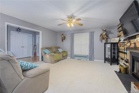 925 Circle Dr, Mount Pleasant, NC 28124 photo 9