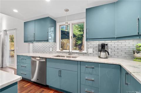 313 Main St, Fairview, NC 28730 photo 10
