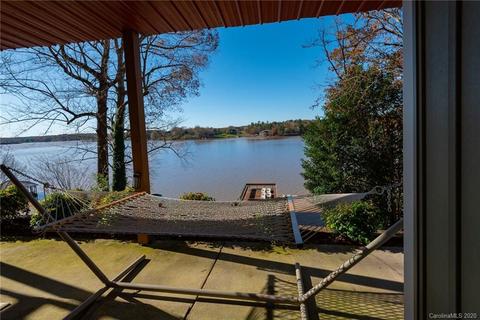 6646 Harbor Ln, Conover, NC 28613 photo 9