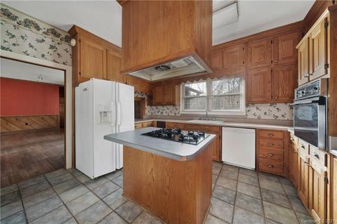 153 Miller Dr, Tryon, NC 28782 photo 13