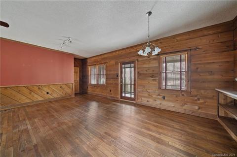153 Miller Dr, Tryon, NC 28782 photo 8
