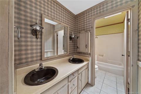 153 Miller Dr, Tryon, NC 28782 photo 18