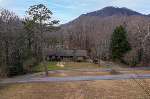 153 Miller Dr, Tryon, NC 28782 photo 3