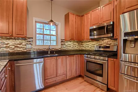 2923 Blanton Branch Rd, Sylva, NC 28779 photo 4