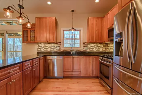 2923 Blanton Branch Rd, Sylva, NC 28779 photo 2
