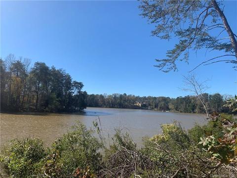28144 Egrets Ct, Lancaster, SC 29720 photo 1