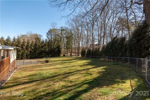 65 Web Pl, Mills River, NC 28759 photo 5