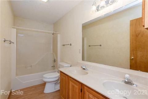 65 Web Pl, Mills River, NC 28759 photo 15