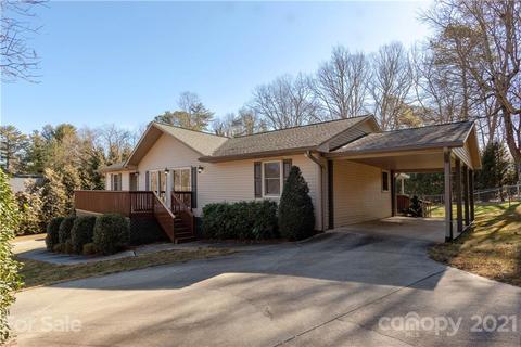 65 Web Pl, Mills River, NC 28759 photo 3