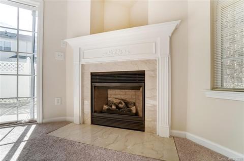 904 Copperstone Ln, Fort Mill, SC 29708 photo 3