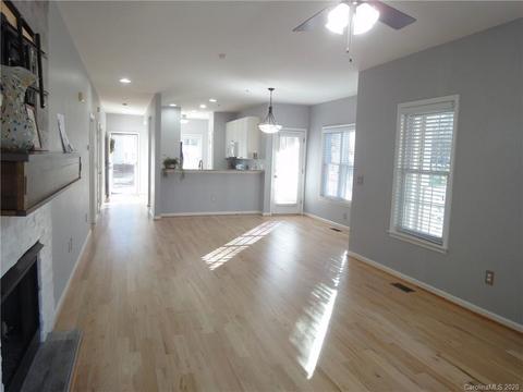 18805 Cloverstone Cir, Cornelius, NC 28031 photo 9