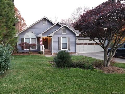 21202 Pine Ridge Dr, Cornelius, NC 28031 photo 1