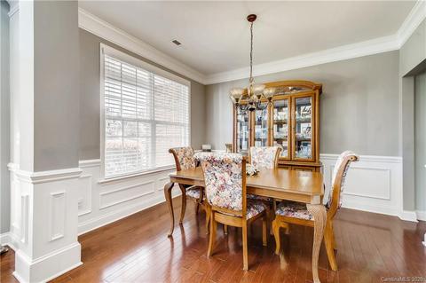 10824 Clark St, Davidson, NC 28036 photo 2