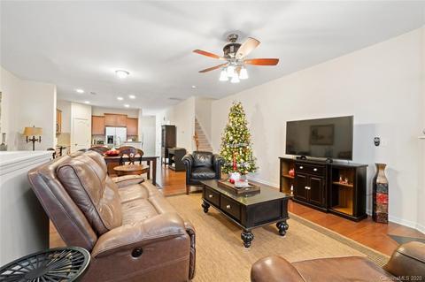 18307 The Commons Blvd, Cornelius, NC 28031 photo 14