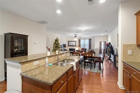 18307 The Commons Blvd, Cornelius, NC 28031 photo 10