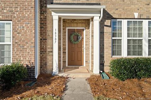 18307 The Commons Blvd, Cornelius, NC 28031 photo 3