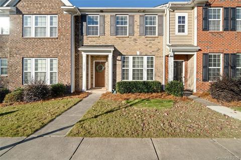 18307 The Commons Blvd, Cornelius, NC 28031 photo 2