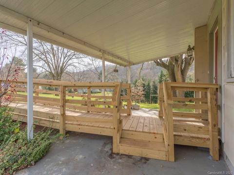 185 Painter St, Canton, NC 28716 photo 9